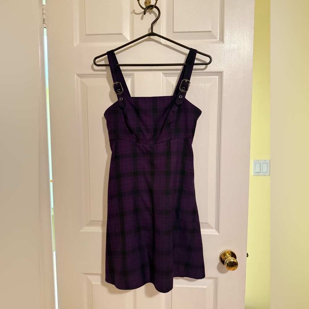 Hot Topic Purple & Black Plaid Buckle Strap Dress - Picture 4 of 7